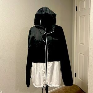 XXL Columbia Windbreaker & Water Resistant